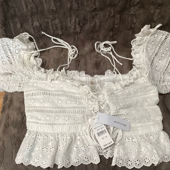 🚨Final Sale🚨!! NWT Pilyq Rocco Water Lilly Lace Up Top - Picture 5 of 7